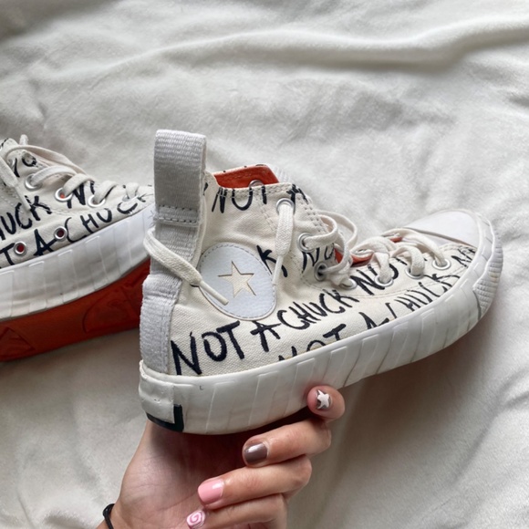 Converse Chuck Taylor white orange and black high tops - Picture 9 of 13